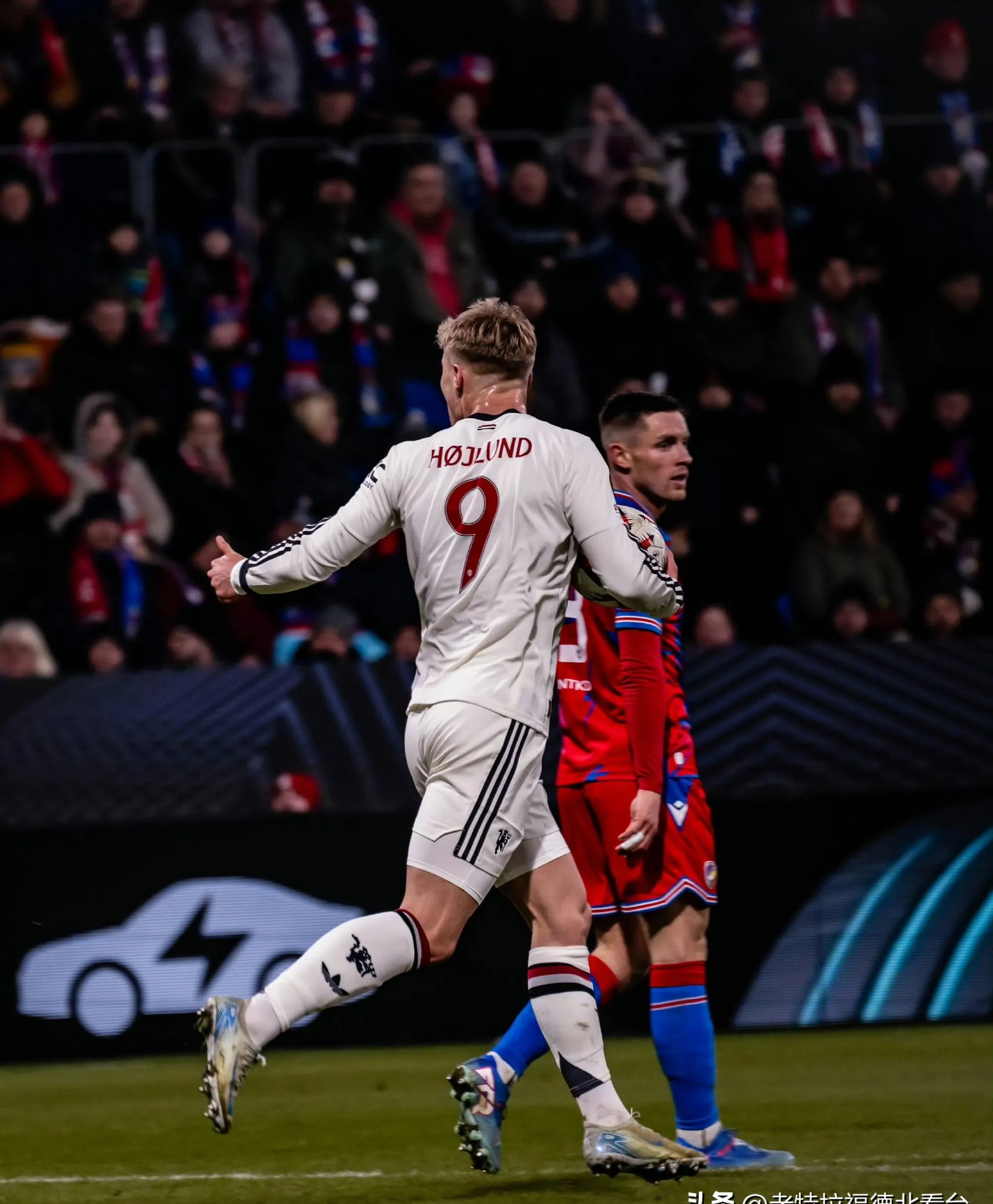 米兰体育直播-包含西悉尼流浪者核心球员体能恢复，备战曼联的词条