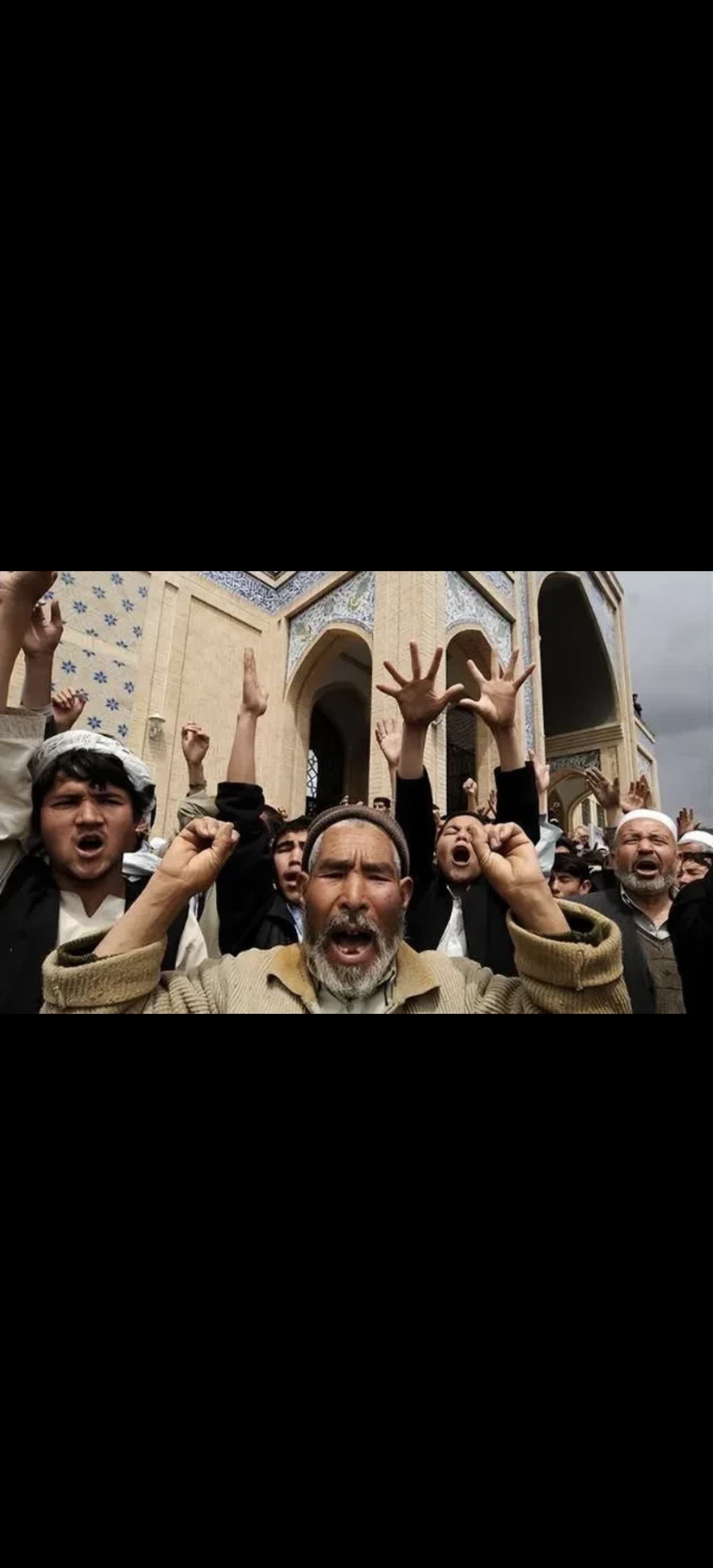 土耳其队遭遇困境，团结力挽狂澜