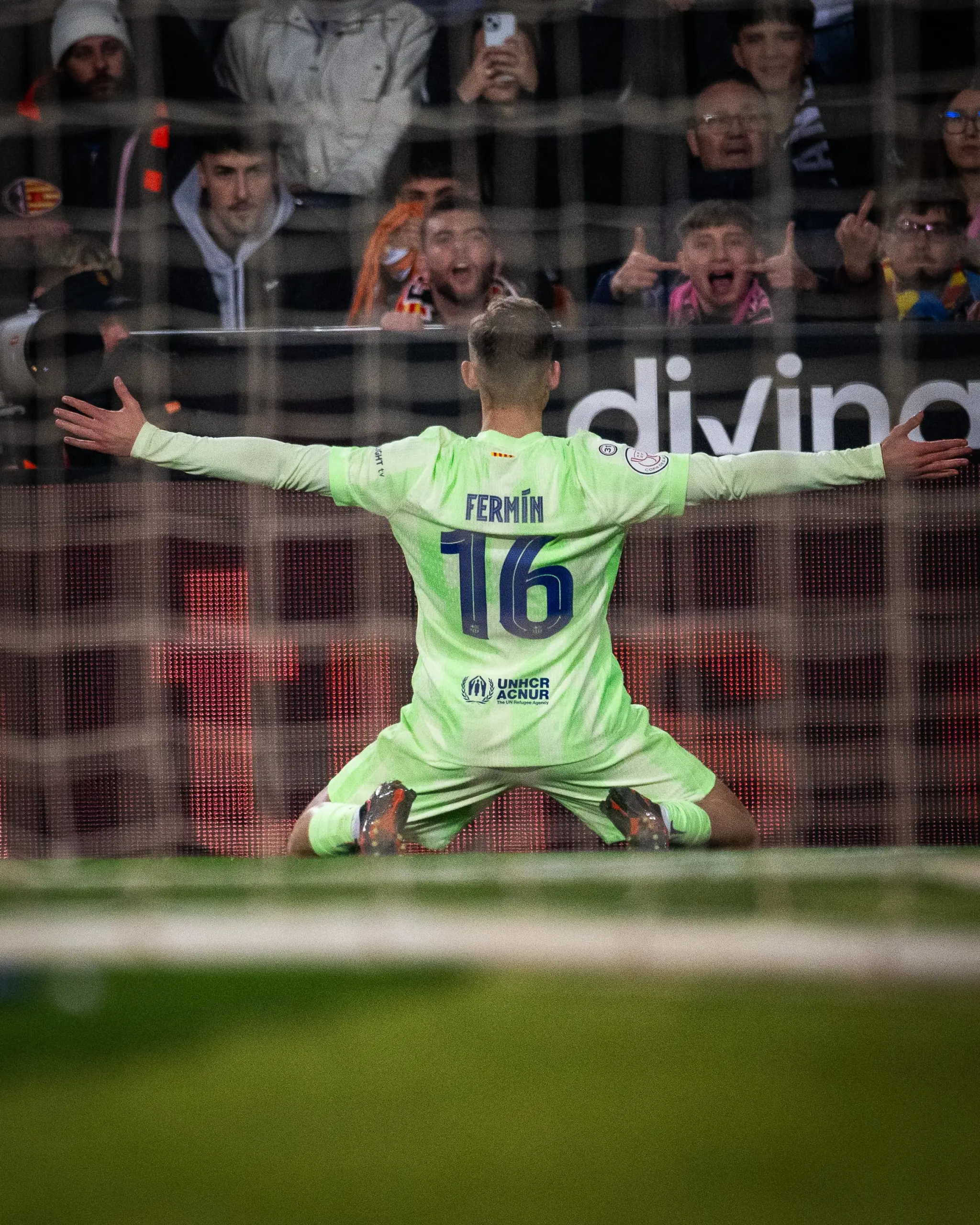 米兰体育平台-包含瓦伦西亚客场遭遇惨败，西甲球队危机四伏的词条