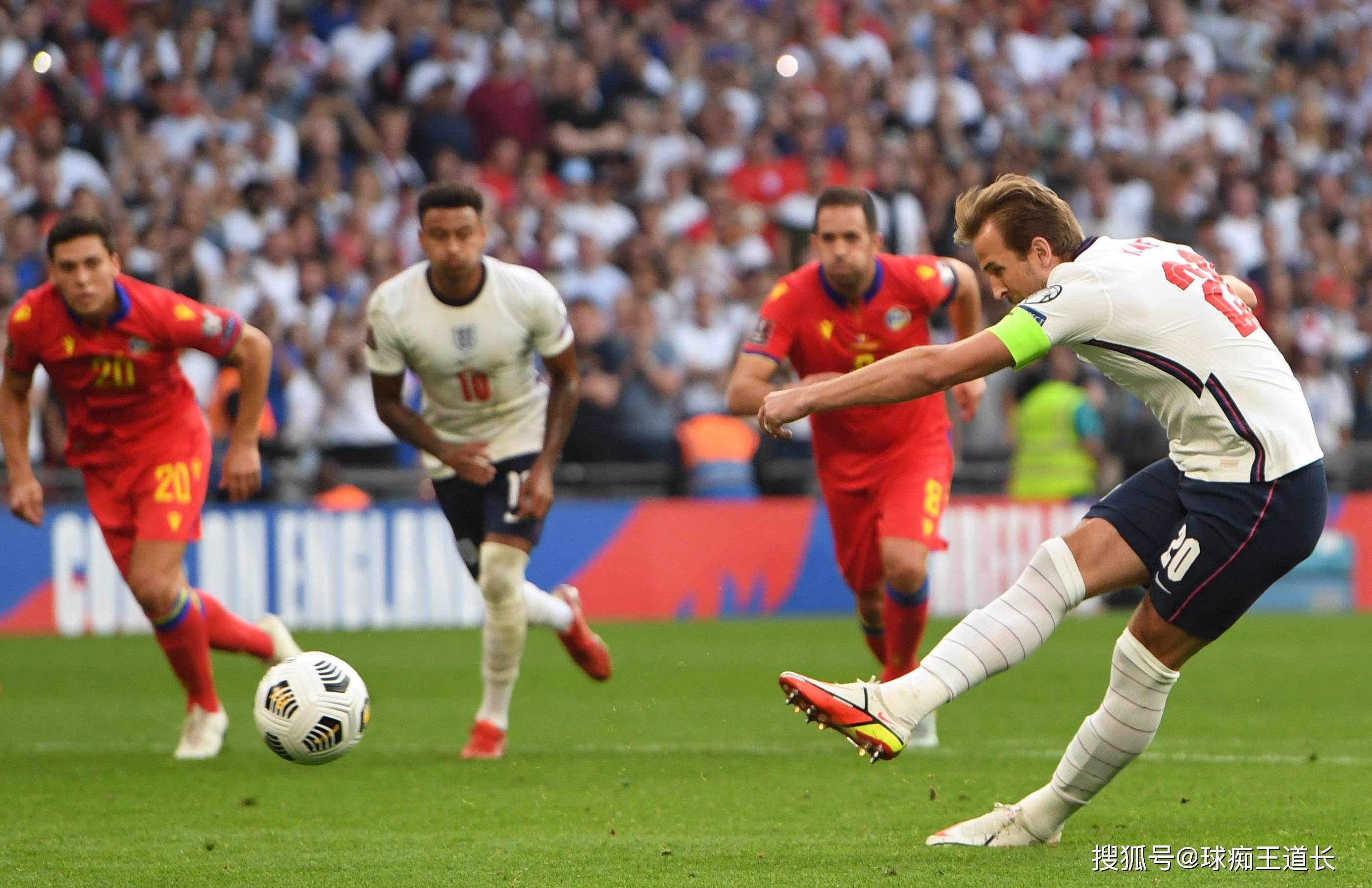 欧洲足球赛场上的激情对决引爆球迷热情的简单介绍 欧洲足球赛场上的激情对决引爆球迷热情的简单介绍