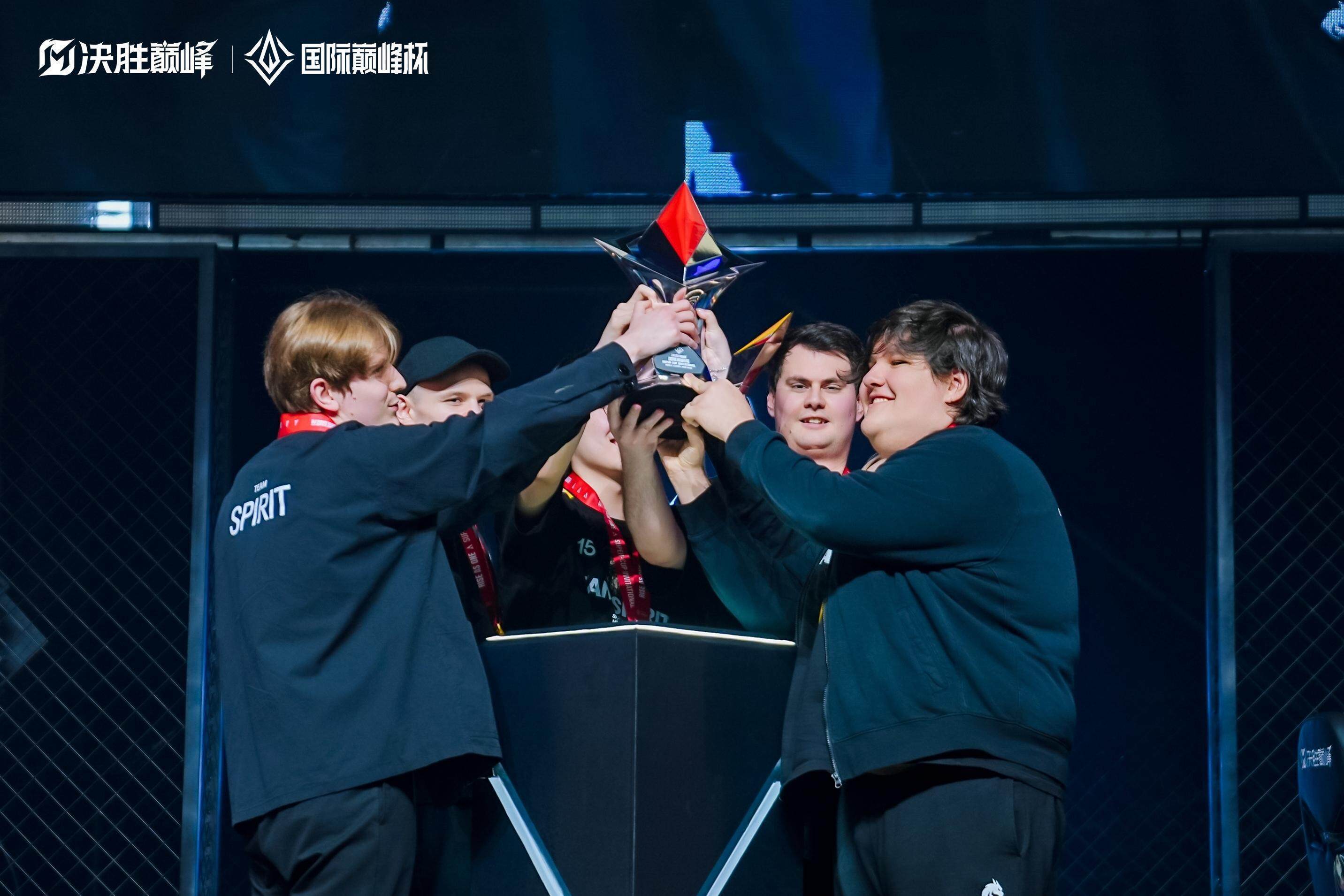 集团促进各国球队在竞技赛中相互交流 集团促进各国球队在竞技赛中相互交流