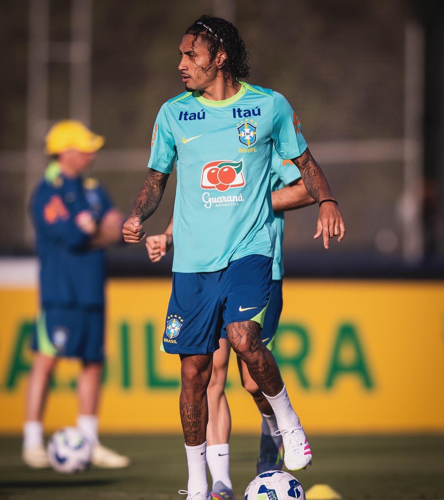 米兰体育网页版-巴西女足队在国际比赛中崭露头角