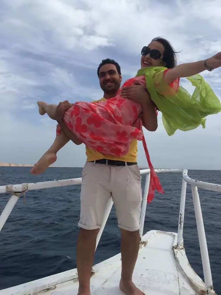 米兰体育直播-埃及游泳选手势如破竹，一路领先的简单介绍