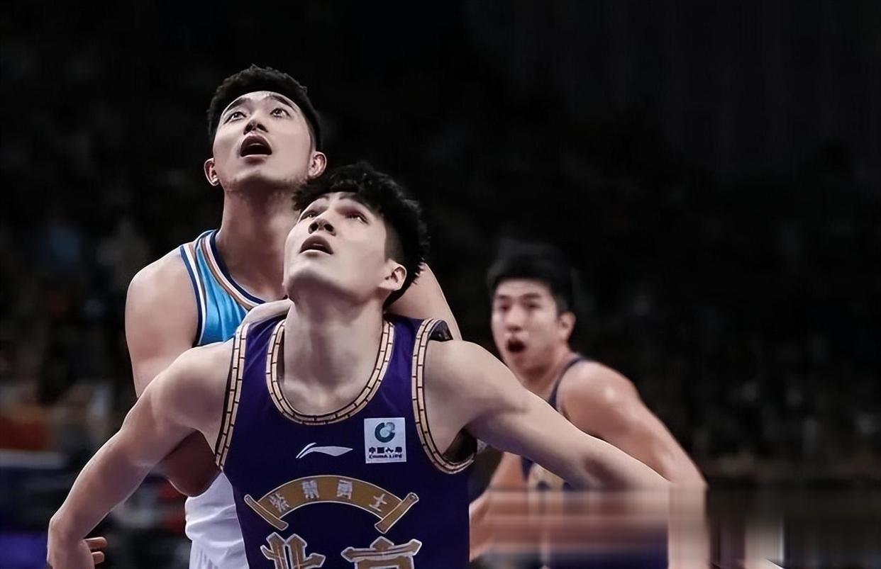 米兰体育课程-强强对决，球队实力对抗紧张激烈的简单介绍